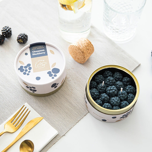Cinnamon Blackberry Scented Soy CandleCan